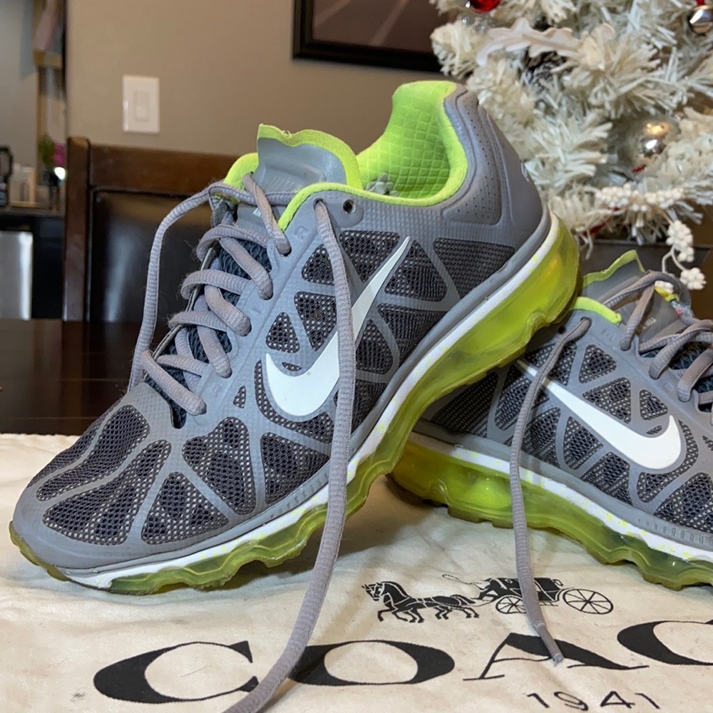 Nike Airmax+ Women’s 2011. Size 7. : Wolf Grey / White-Volt-Dark Grey.